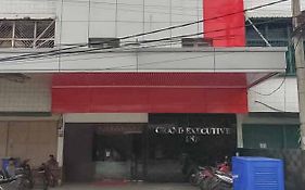 RedDoorz Plus @ Jalan Letda Sujono Medan 2